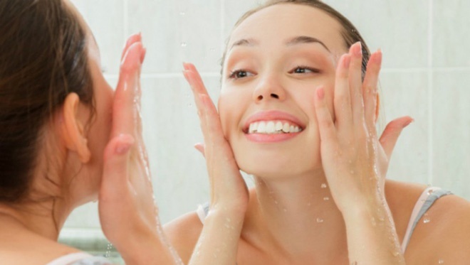 CÁCH CHĂM SÓC DA MẶT CHO MẸ BẦU KHÔNG THỂ BỎ QUA