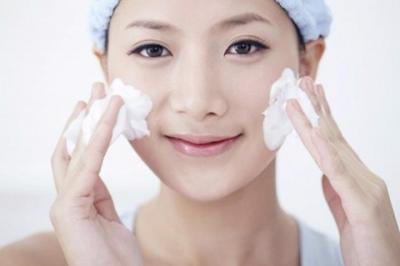 BẠN ĐÃ RỬA MẶT ĐÚNG CÁCH CHƯA?